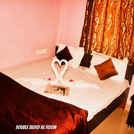 Mansarovar Guest House Ujjain Esterno foto