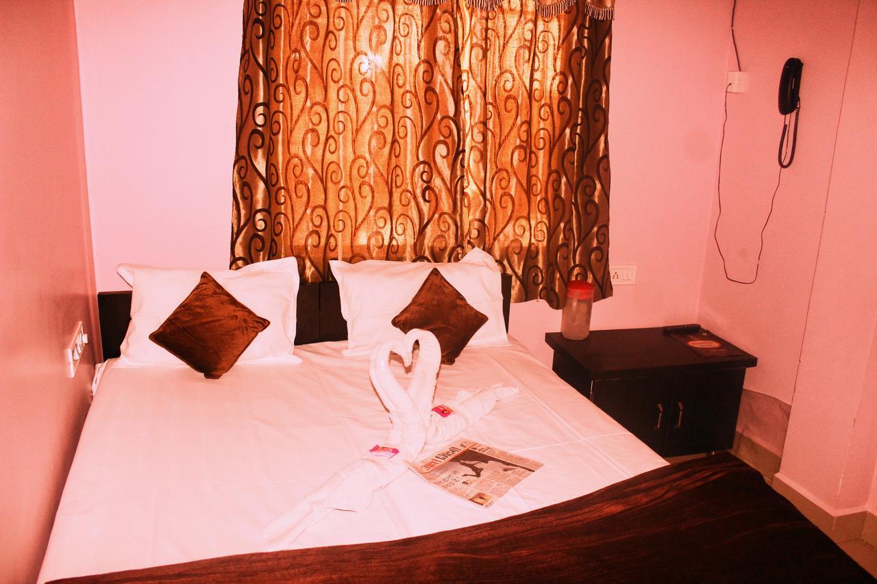 Mansarovar Guest House Ujjain Esterno foto