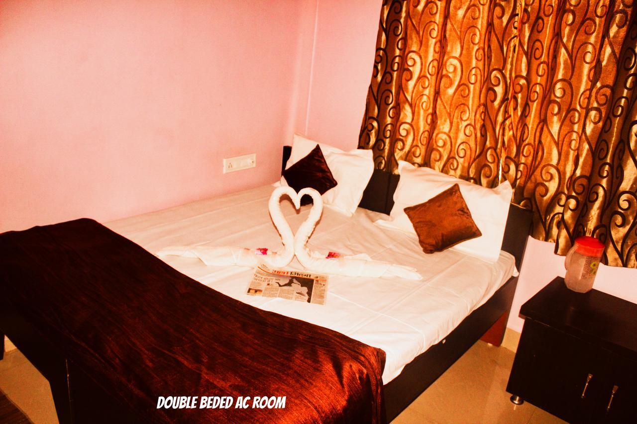 Mansarovar Guest House Ujjain Esterno foto