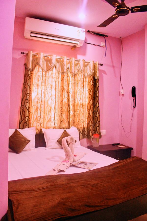 Mansarovar Guest House Ujjain Esterno foto