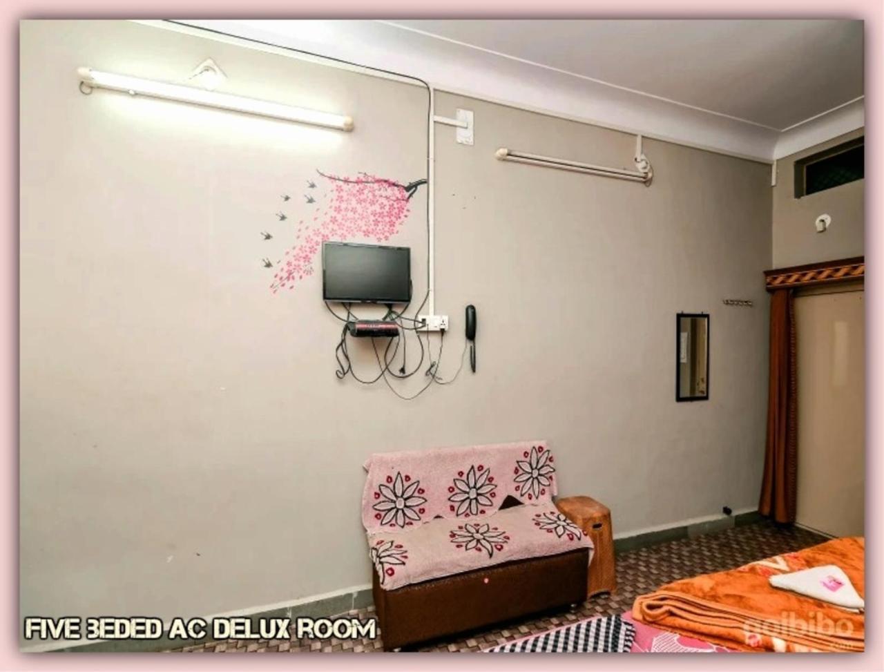 Mansarovar Guest House Ujjain Esterno foto