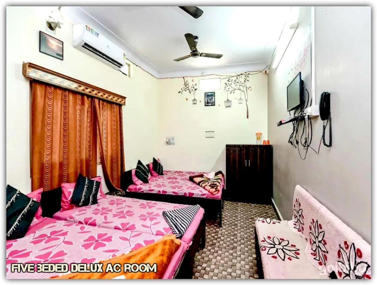 Mansarovar Guest House Ujjain Esterno foto