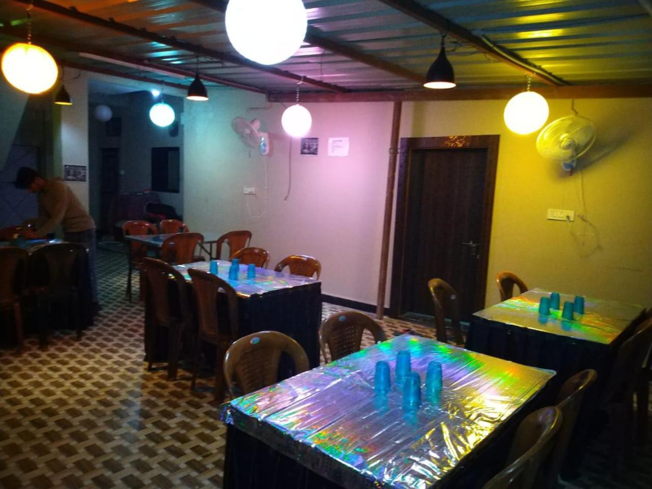 Mansarovar Guest House Ujjain Esterno foto